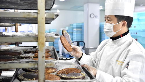 立體蝴蝶酥 三年營收八千萬，技術共享共創烘焙新藍海